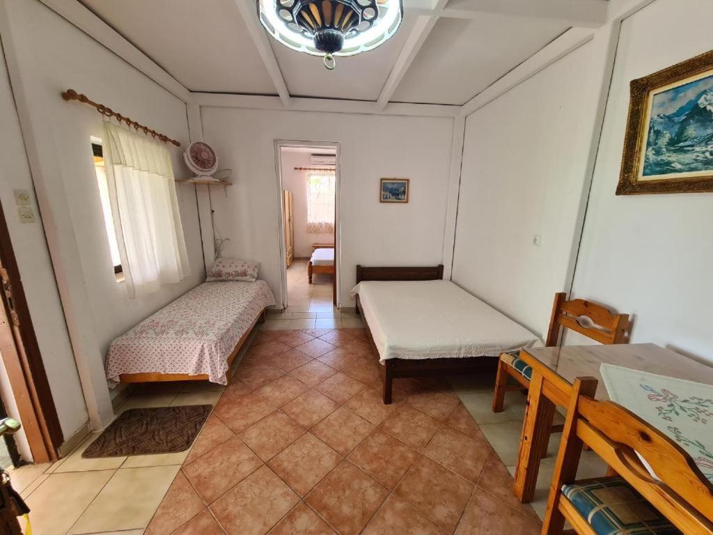 Το Κτήμα Της Ελιάς Του Τάκη Pension Paralia Demonias Buitenkant foto